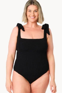 Women Une Piece Crinkle Classic Square Neck One Piece