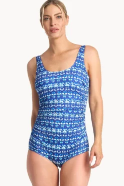 Women Poolproof Dynasty Pintuck One Piece
