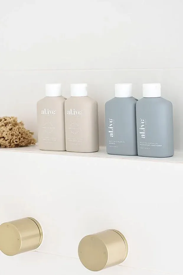 Women Al.ive Body Hair & Body Travel Pack