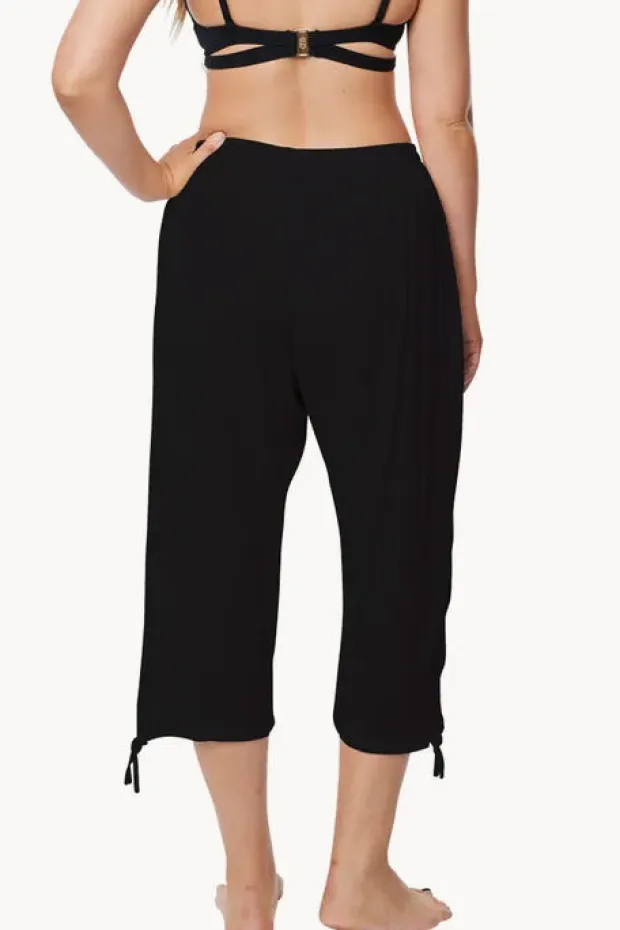 Women Sundrenched Plain 3/4 Pant