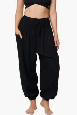 Women Sundrenched Plain Harem Pant