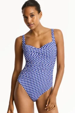 Women Sea Level Solara Twist Front One Piece
